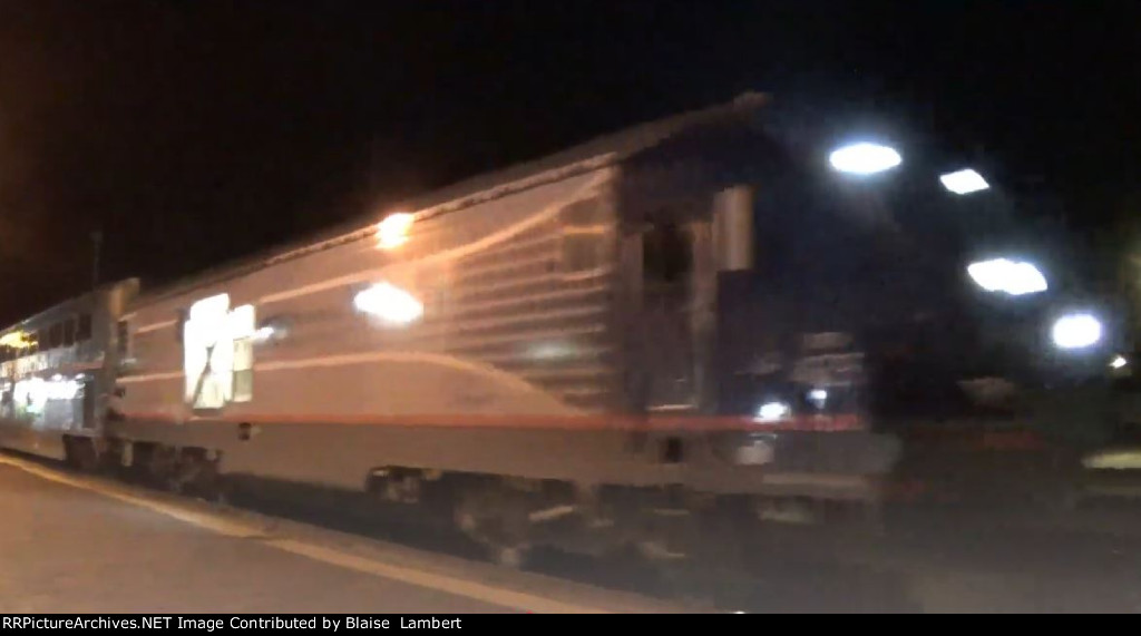 Canceled Amtrak 392 passing through around 1AM